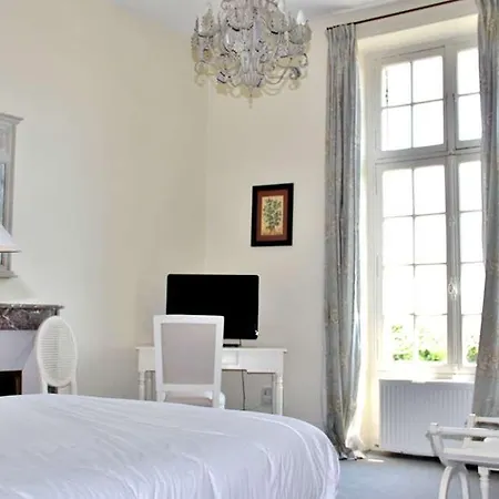 Chateau De L'hermitage 3*