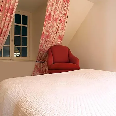 Chateau De L'hermitage 3*