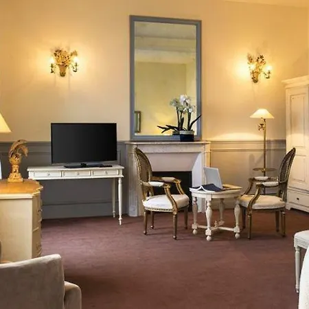 Chateau De L'hermitage 3* Pontoise