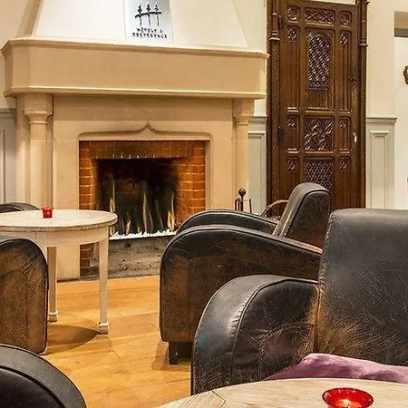 Chateau De L'hermitage