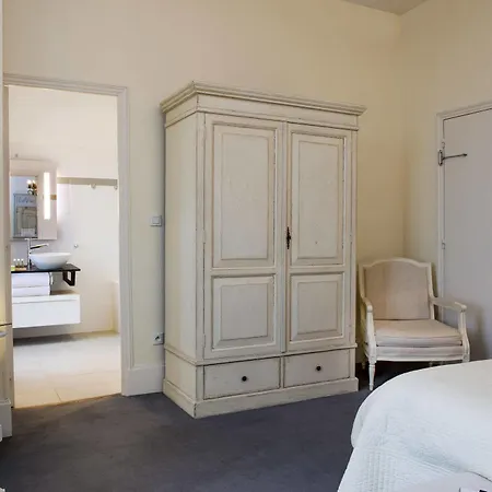 Chateau De L'hermitage Hotell