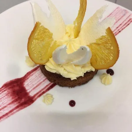 オテル シャトー ド レルミタージュ ポントワーズ