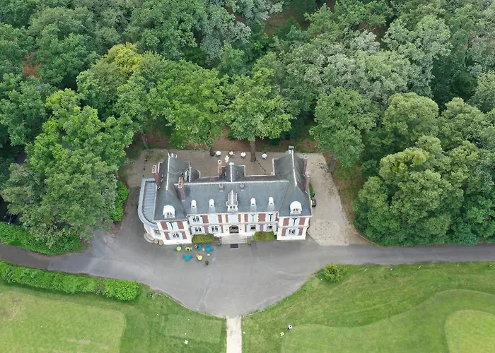 Chateau De L'hermitage 3*