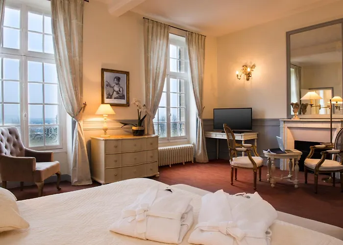 Hotel Chateau De L'hermitage 3*