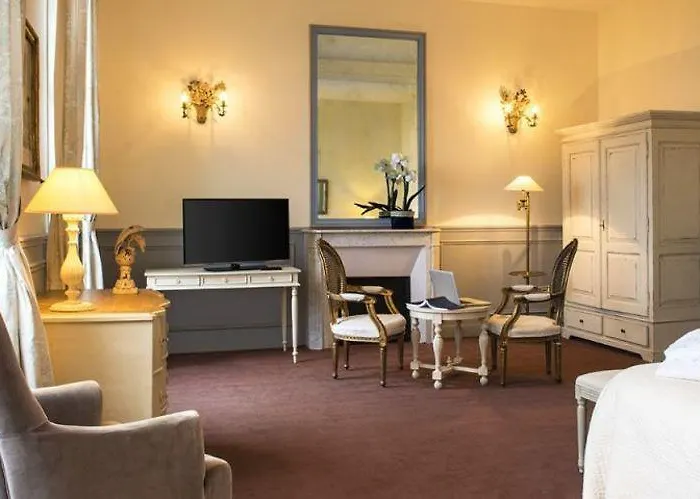 Chateau De L'hermitage 3* Pontoise