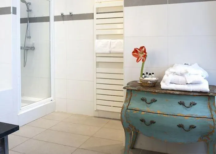 Chateau De L'hermitage 3*